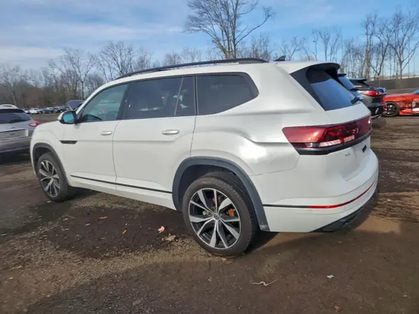 1V2FR2CA9RC543597 2024 VOLKSWAGEN ATLAS - Image 2
