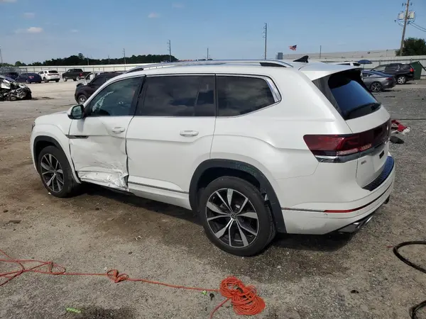 1V2FR2CA9RC553143 2024 VOLKSWAGEN ATLAS - Image 2