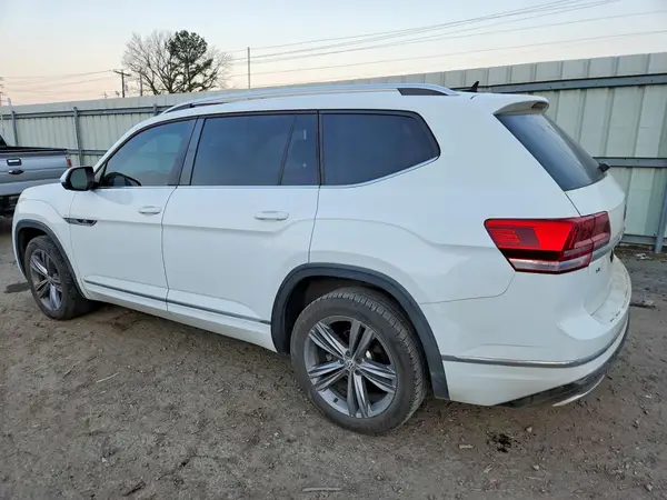 1V2FR2CAXJC562972 2018 VOLKSWAGEN ATLAS - Image 2