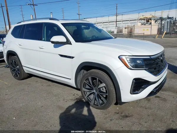 1V2FR2CAXRC531880 2024 VOLKSWAGEN ATLAS - Image 1