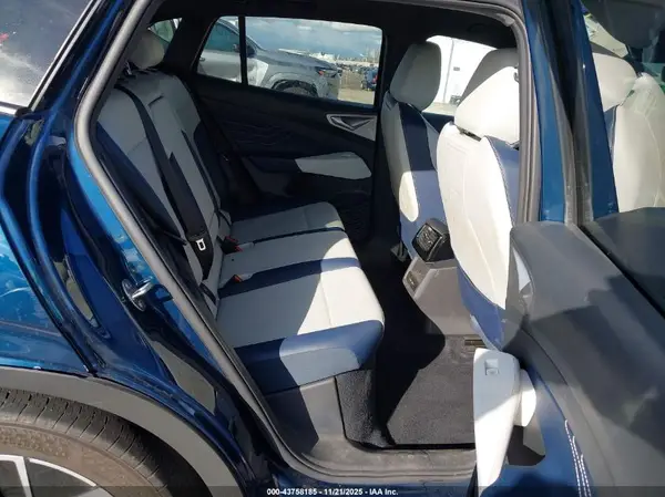 1V2GNPE83PC004266 2023 VOLKSWAGEN ID.4 - Image 8