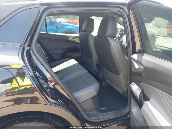 1V2GNPE8XPC000909 2023 VOLKSWAGEN ID.4 - Image 8