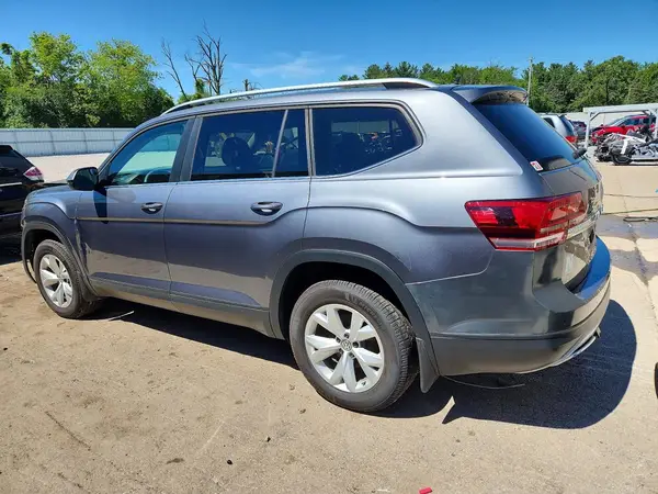 1V2GR2CA0JC526499 2018 VOLKSWAGEN ATLAS - Image 2