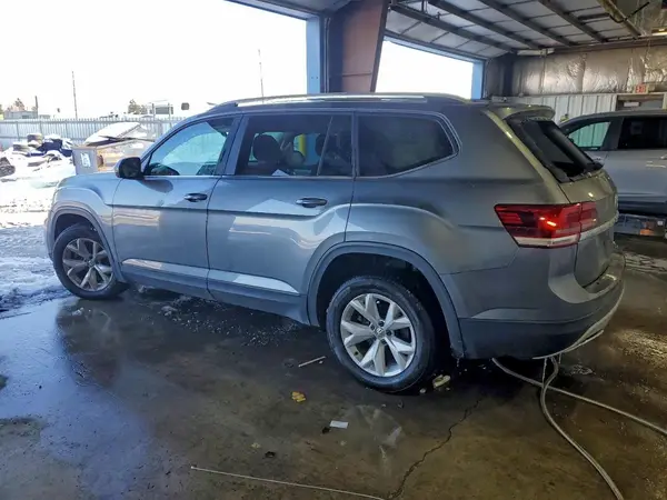 1V2GR2CA1JC525619 2018 VOLKSWAGEN ATLAS - Image 2