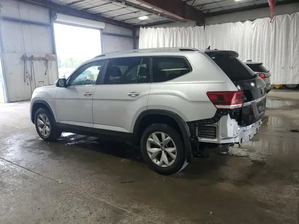 1V2GR2CA2JC519277 2018 VOLKSWAGEN ATLAS - Image 2
