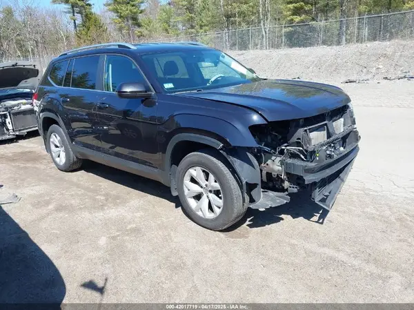 1V2GR2CA2JC555406 2018 VOLKSWAGEN ATLAS - Image 1