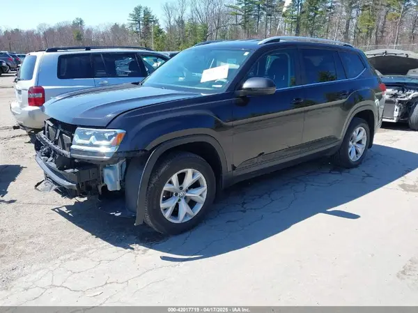 1V2GR2CA2JC555406 2018 VOLKSWAGEN ATLAS - Image 2
