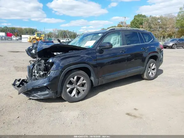 1V2GR2CA3JC542194 2018 VOLKSWAGEN ATLAS - Image 2