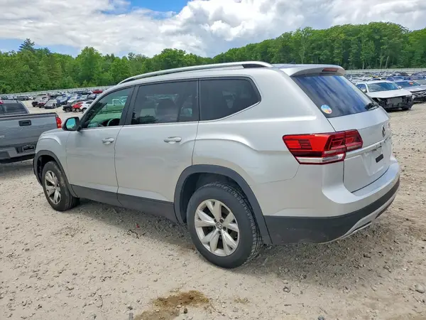 1V2GR2CA4JC551194 2018 VOLKSWAGEN ATLAS - Image 2