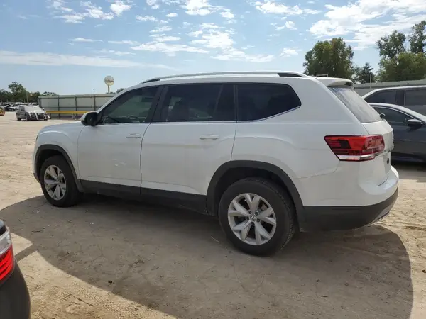 1V2GR2CA5JC516745 2018 VOLKSWAGEN ATLAS - Image 2
