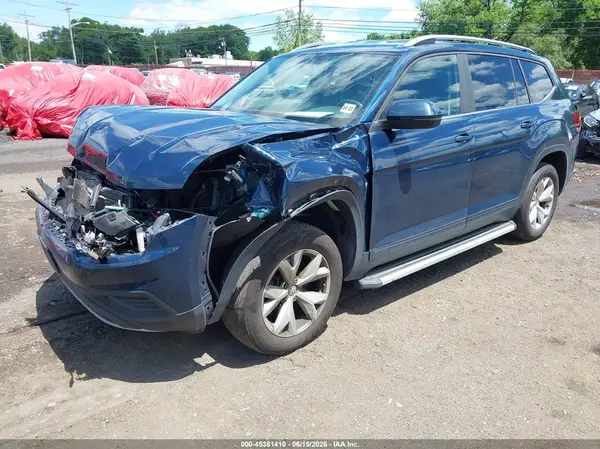 1V2GR2CA5JC517670 2018 VOLKSWAGEN ATLAS - Image 2