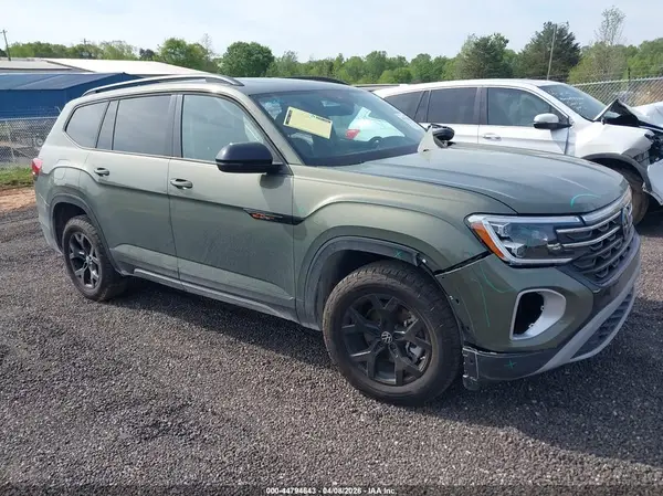 1V2GR2CA5RC620583 2024 VOLKSWAGEN ATLAS - Image 1