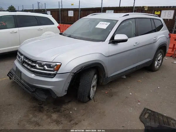 1V2GR2CA6JC537166 2018 VOLKSWAGEN ATLAS - Image 2