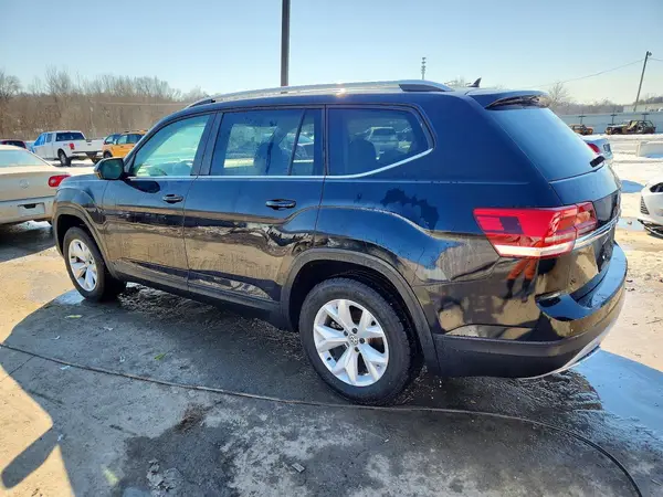 1V2GR2CA6JC554551 2018 VOLKSWAGEN ATLAS - Image 2