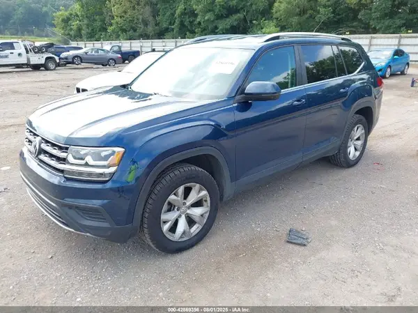 1V2GR2CA7JC522059 2018 VOLKSWAGEN ATLAS - Image 2