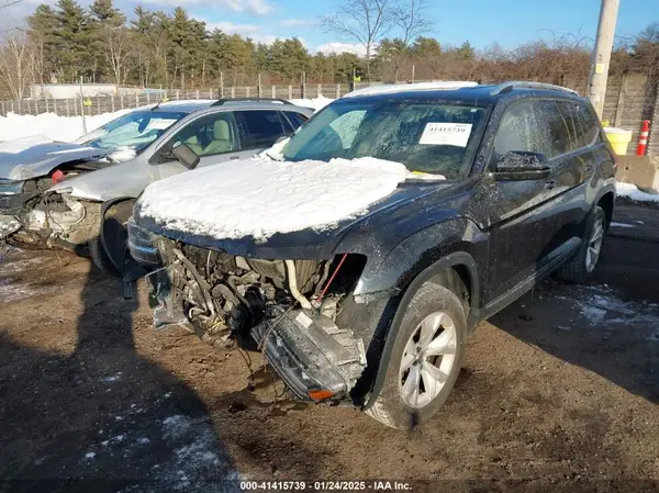 1V2GR2CA7JC544739 2018 VOLKSWAGEN ATLAS - Image 2