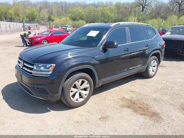 1V2GR2CA7KC607470 2019 VOLKSWAGEN ATLAS - Image 2
