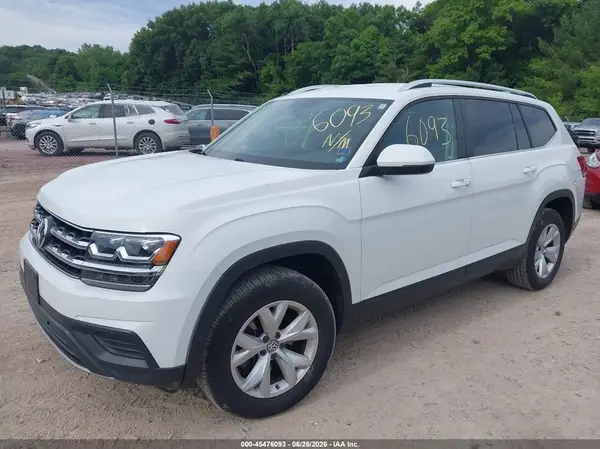 1V2GR2CA8JC531367 2018 VOLKSWAGEN ATLAS - Image 2