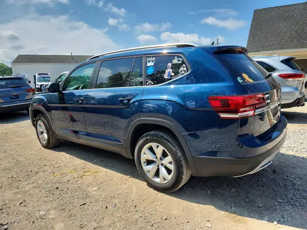 1V2GR2CA8JC545060 2018 VOLKSWAGEN ATLAS - Image 2