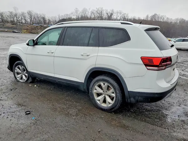 1V2GR2CA8KC536702 2019 VOLKSWAGEN ATLAS - Image 2