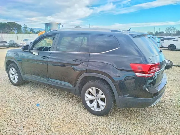 1V2GR2CA8KC541009 2019 VOLKSWAGEN ATLAS - Image 2