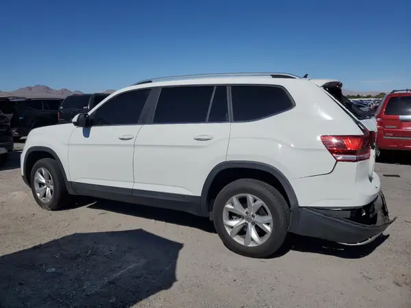 1V2GR2CA9JC540546 2018 VOLKSWAGEN ATLAS - Image 2