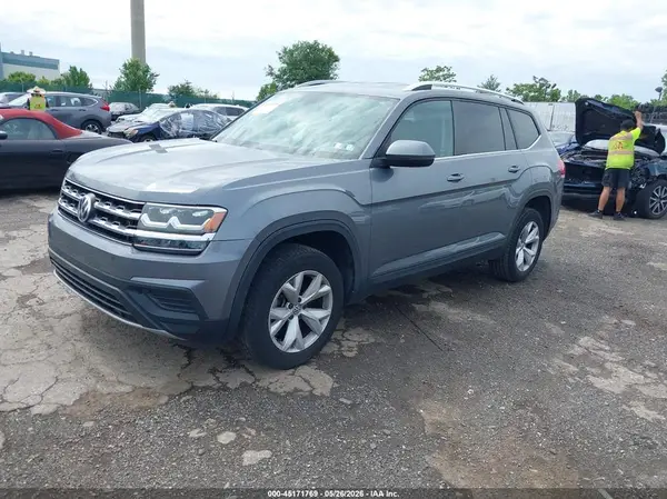 1V2GR2CA9KC549054 2019 VOLKSWAGEN ATLAS - Image 2