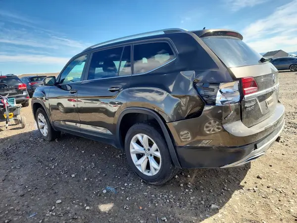 1V2GR2CAXKC601789 2019 VOLKSWAGEN ATLAS - Image 2