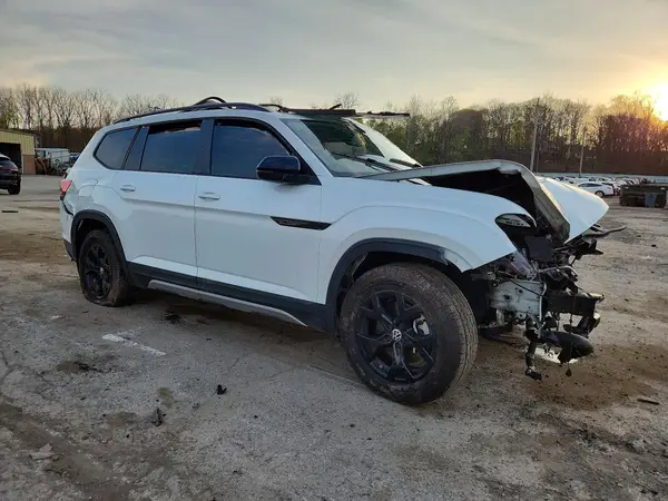 2024 VOLKSWAGEN ATLAS COPART lot 49958146 auction photo 4