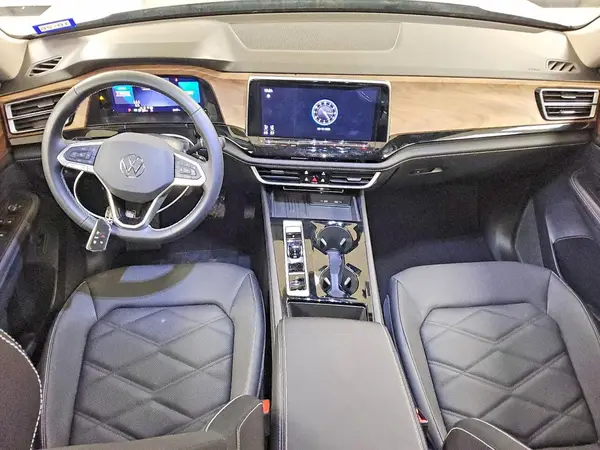 1V2HN2CA1TC522786 2026 VOLKSWAGEN ATLAS - Image 8