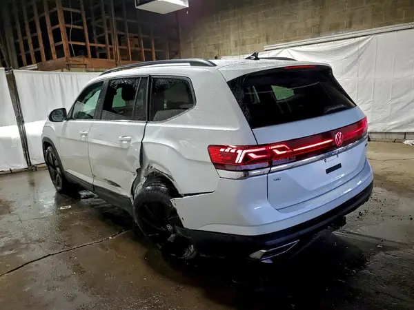 1V2HN2CA1TC525249 2026 VOLKSWAGEN ATLAS - Image 2