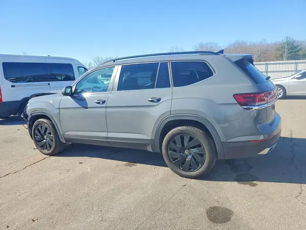 1V2HN2CA8TC523482 2026 VOLKSWAGEN ATLAS - Image 2