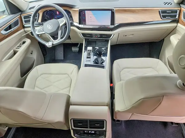 1V2HN2CAXTC513472 2026 VOLKSWAGEN ATLAS - Image 8