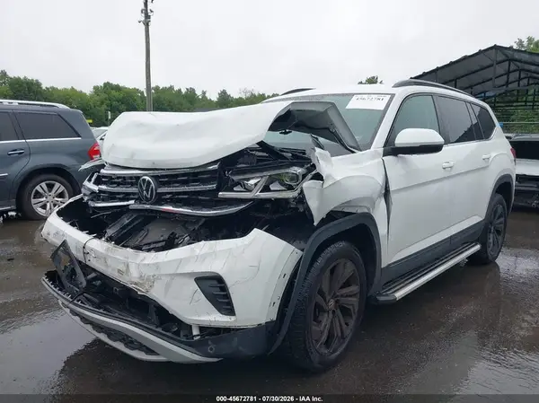 1V2HP2CA2NC525645 2022 VOLKSWAGEN ATLAS - Image 2