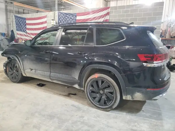 1V2HR2CA0RC598335 2024 VOLKSWAGEN ATLAS - Image 2