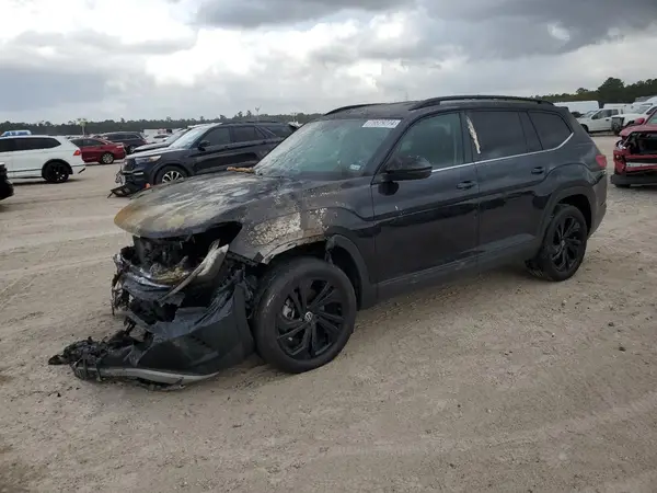 1V2HR2CA1NC560106 2022 VOLKSWAGEN ATLAS - Image 1