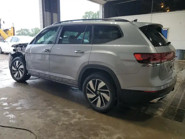 1V2HR2CA1RC530058 2024 VOLKSWAGEN ATLAS - Image 2