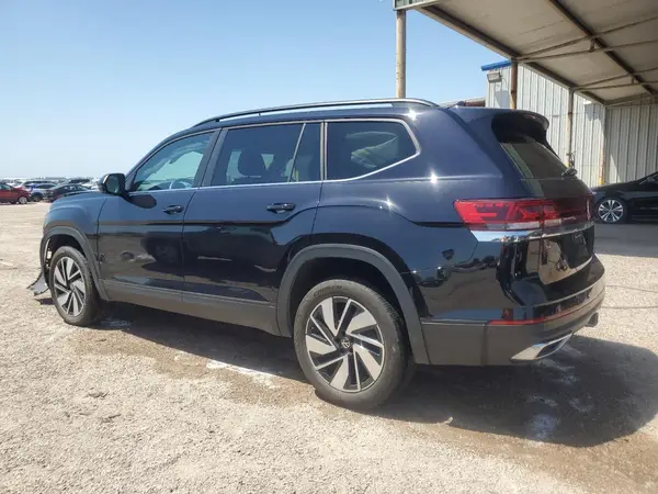 1V2HR2CA1RC565781 2024 VOLKSWAGEN ATLAS - Image 2