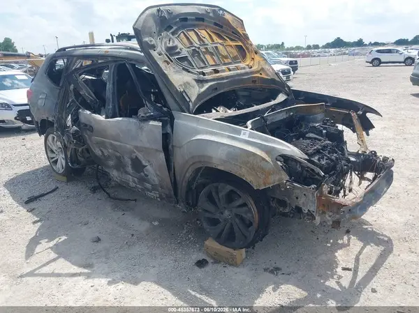 1V2HR2CA2PC552356 2023 VOLKSWAGEN ATLAS - Image 1