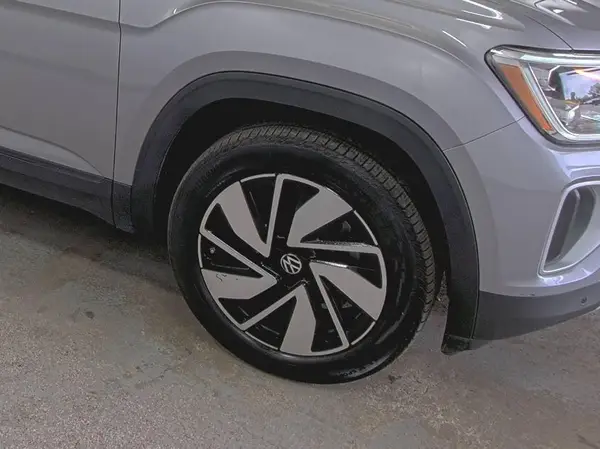 1V2HR2CA2RC566468 2024 VOLKSWAGEN ATLAS - Image 2