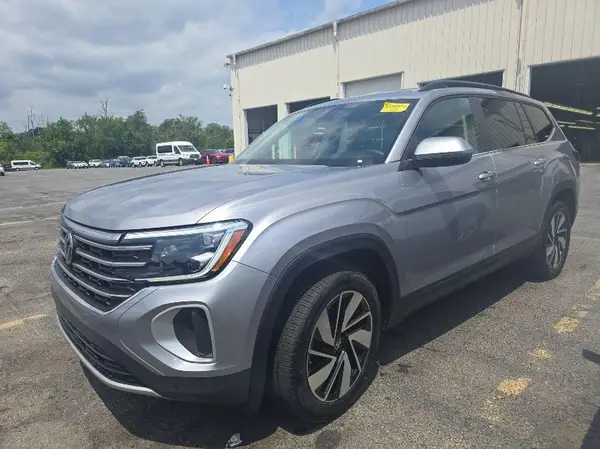 1V2HR2CA2RC575266 2024 VOLKSWAGEN ATLAS - Image 2