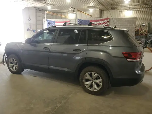 1V2HR2CA3JC503318 2018 VOLKSWAGEN ATLAS - Image 2