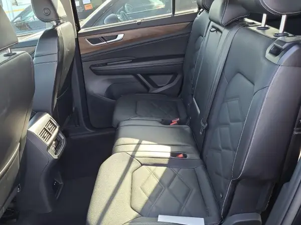 1V2HR2CA3RC564955 2024 VOLKSWAGEN ATLAS - Image 1