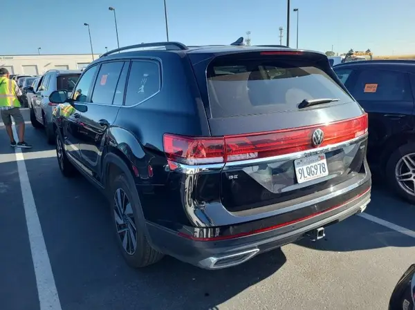 1V2HR2CA3RC564955 2024 VOLKSWAGEN ATLAS - Image 2