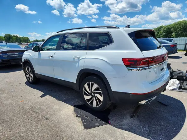 1V2HR2CA3SC503546 2025 VOLKSWAGEN ATLAS - Image 2