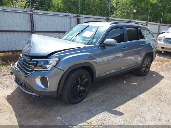 1V2HR2CA3SC513882 2025 VOLKSWAGEN ATLAS - Image 2