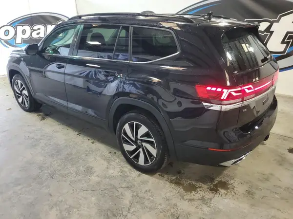 1V2HR2CA4RC537358 2024 VOLKSWAGEN ATLAS - Image 2