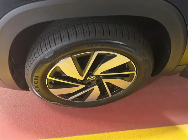 1V2HR2CA4RC554953 2024 VOLKSWAGEN ATLAS - Image 2