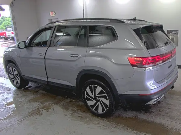 1V2HR2CA4RC556749 2024 VOLKSWAGEN ATLAS - Image 8