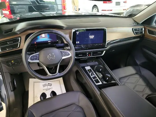 1V2HR2CA4RC557755 2024 VOLKSWAGEN ATLAS - Image 8